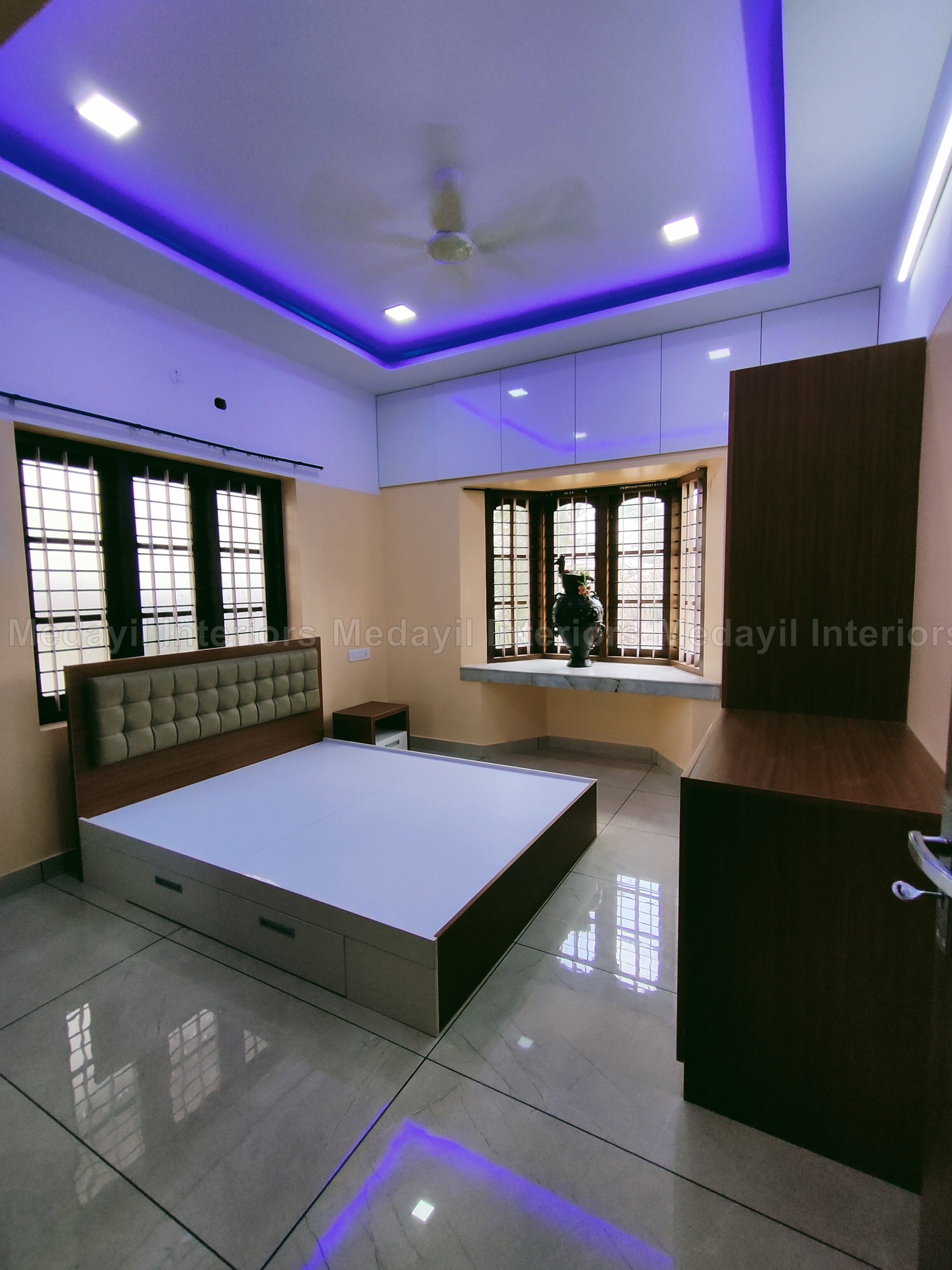 Contemporary Kitchen